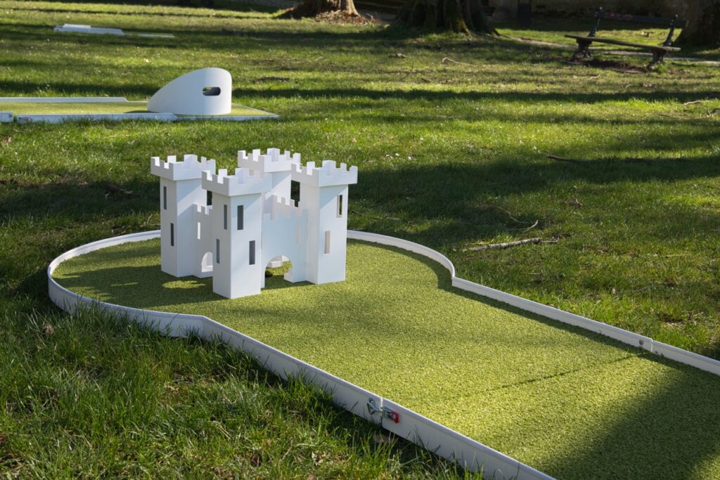 Pocket golf : un minigolf mobile pour jouer partout en Belgique !